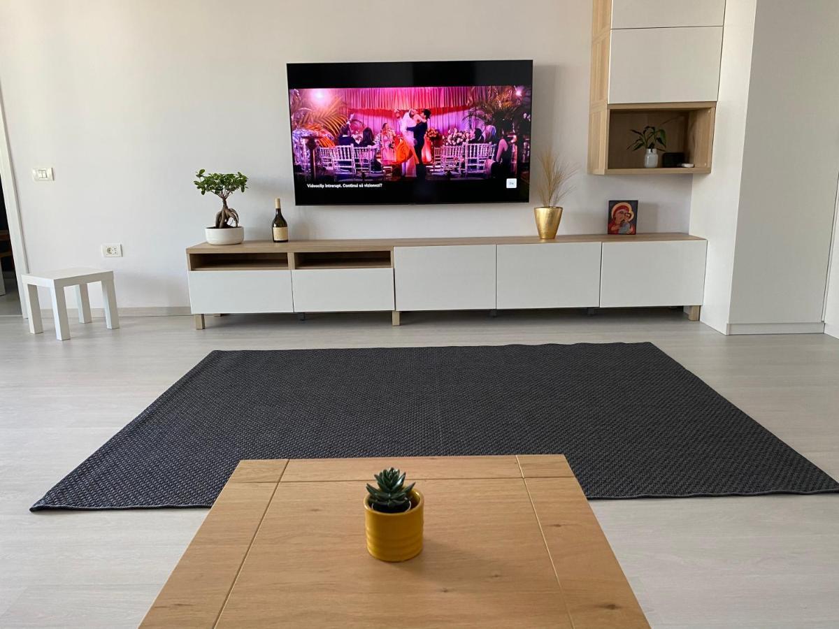 Van Studio Năvodari Εξωτερικό φωτογραφία